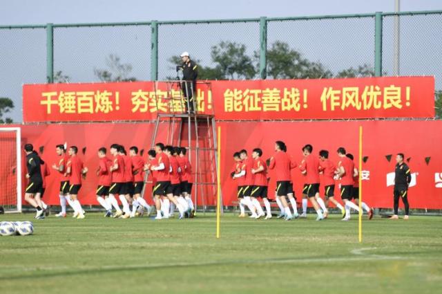 1647389543836041598.png 国足热身赛.png