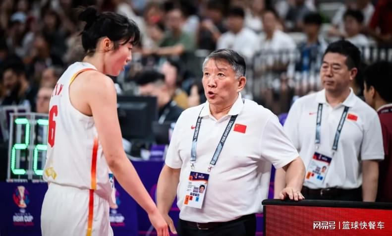 英雄联盟世界赛官网入口-女篮15分惨败后再遭打击？一个扎心现实太可怕了：宫鲁鸣真没招了